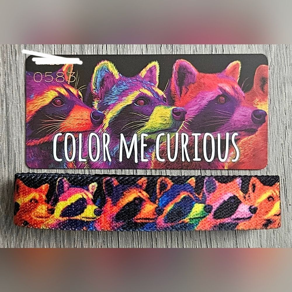 ZOX "COLOR ME CURIOUS" #583 TRASH PANDA Unredeemed GOLDIE Collectible WRISTBAND